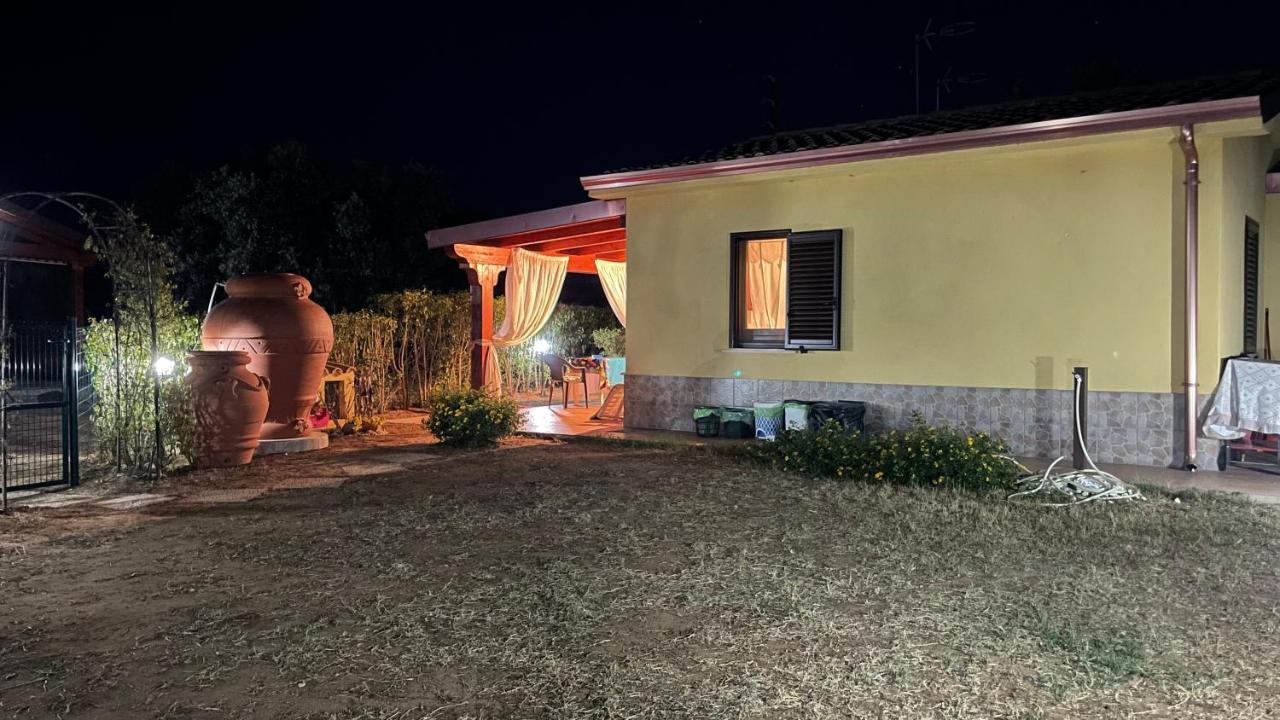 Casa Malo' Villa Ovile la Marinella ภายนอก รูปภาพ